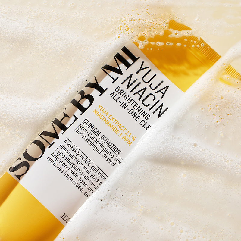 SOME BY MI Yuja Niacin Brightening All-In-One Cleanser