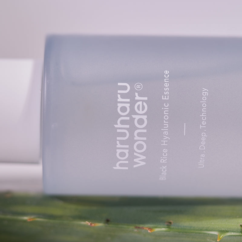 Haruharu Wonder Black Rice Hyaluronic Essence