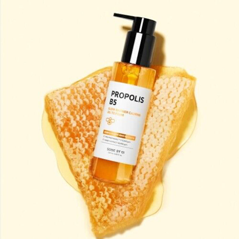 Some By Mi Propolis B5 Glow Barrier Calming Oil To Foam